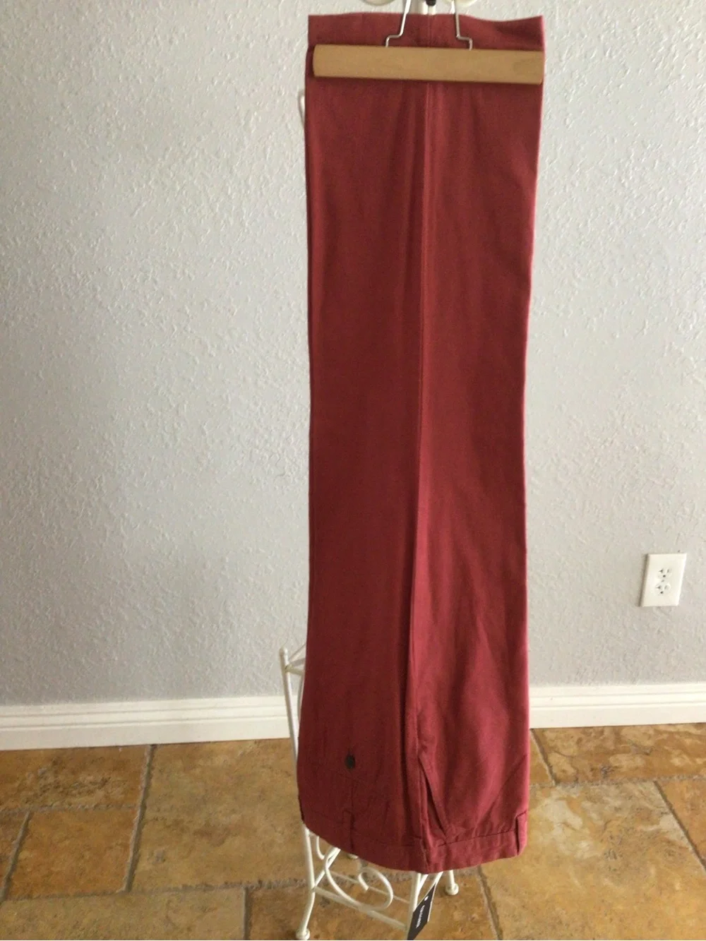 NWT Oxford brand Men's golf Chino in rusty orange-pleated pants size 34